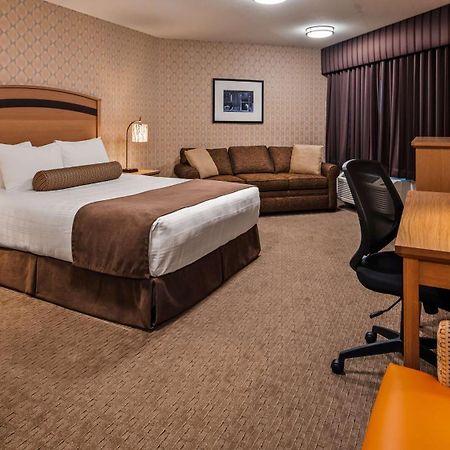 Best Western Plus Country Meadows Inn Aldergrove Екстериор снимка