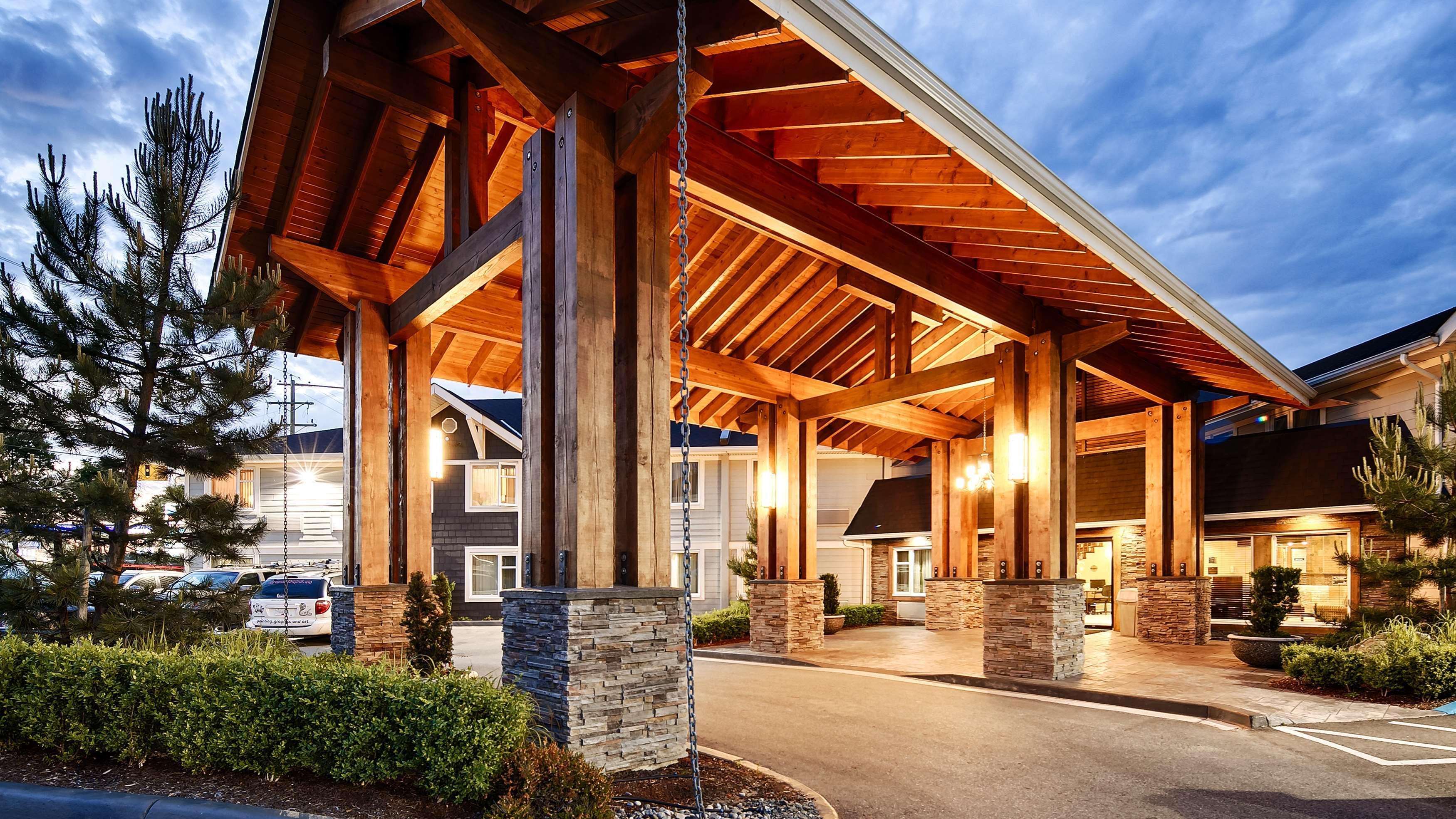 Best Western Plus Country Meadows Inn Aldergrove Екстериор снимка