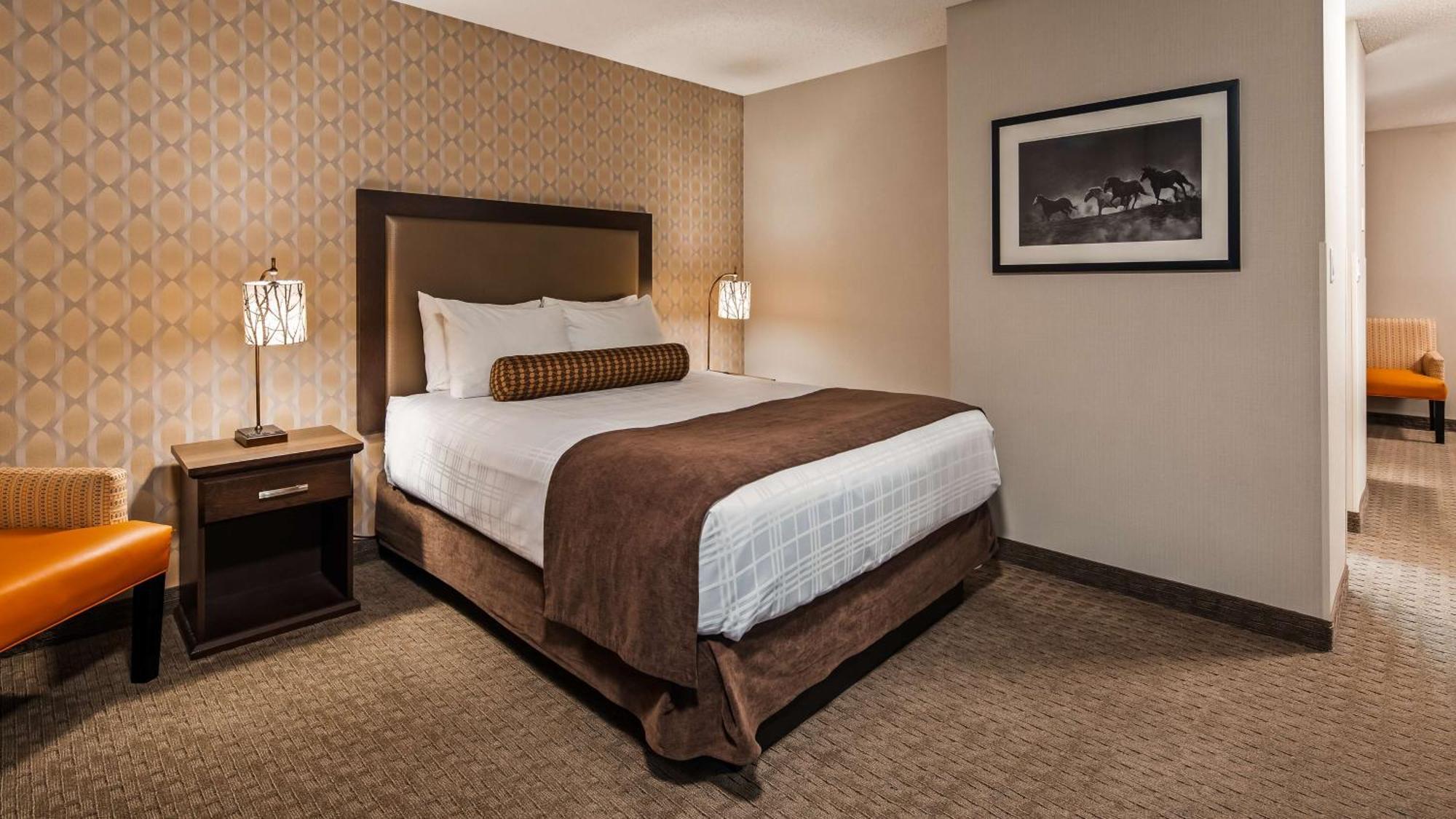 Best Western Plus Country Meadows Inn Aldergrove Екстериор снимка