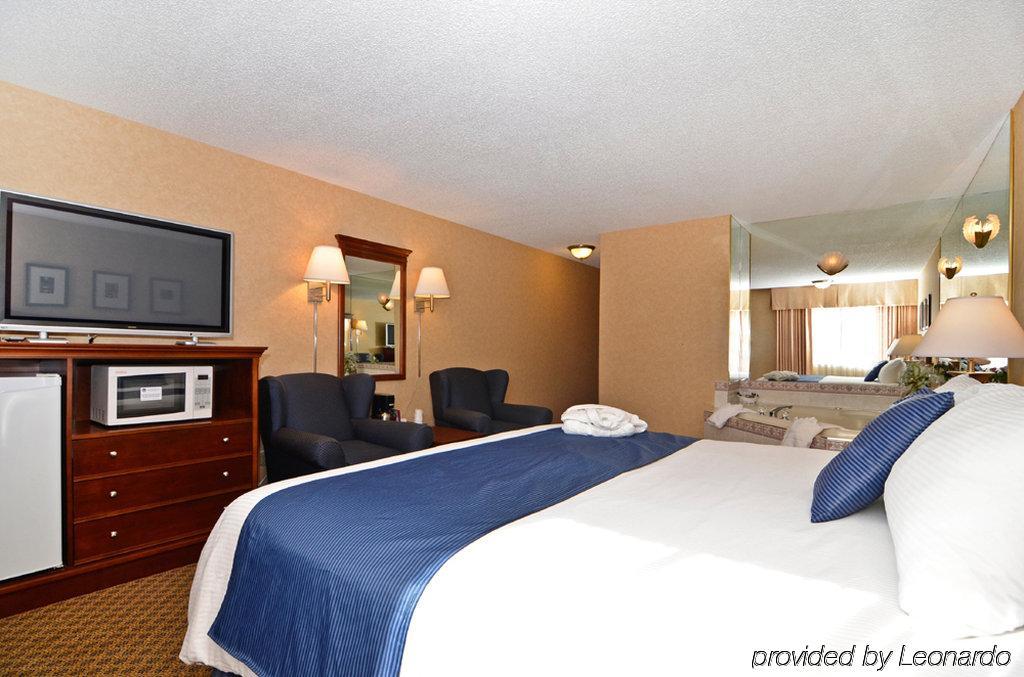 Best Western Plus Country Meadows Inn Aldergrove Стая снимка