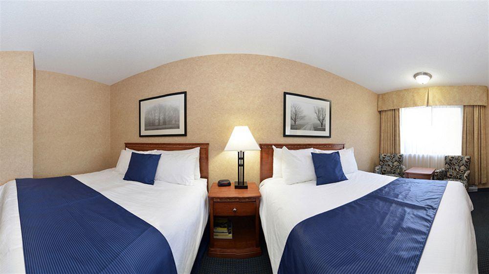Best Western Plus Country Meadows Inn Aldergrove Екстериор снимка